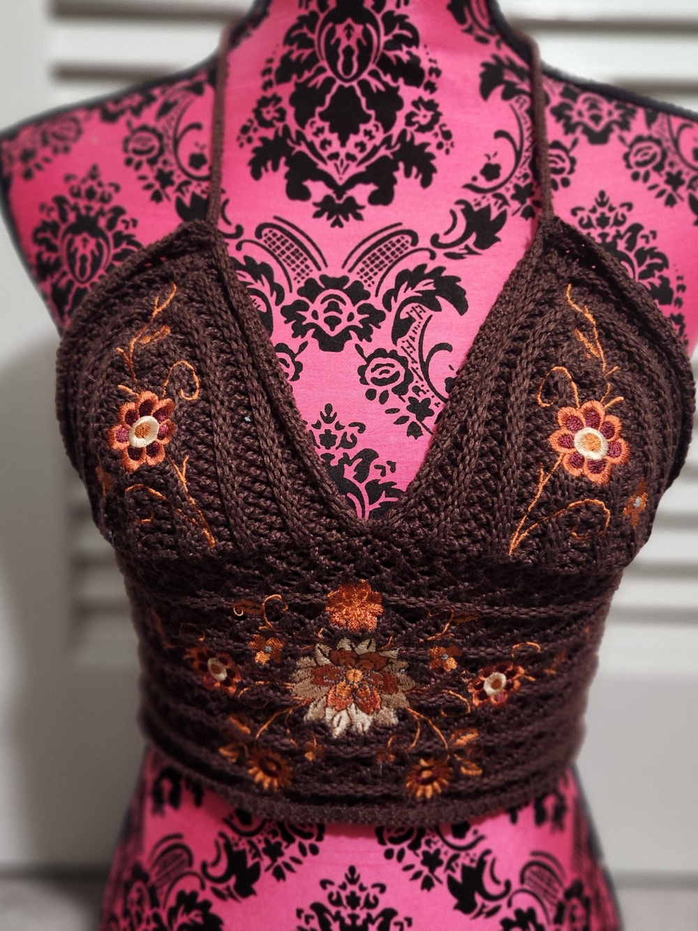 Romwe Crocheted Knit Halter Crop Top